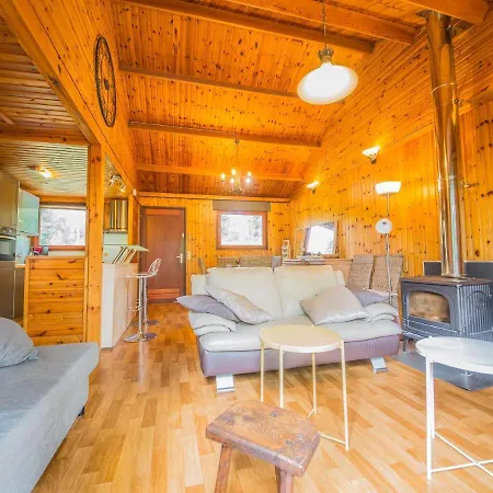 Amazing In With Fireplace Chalet *